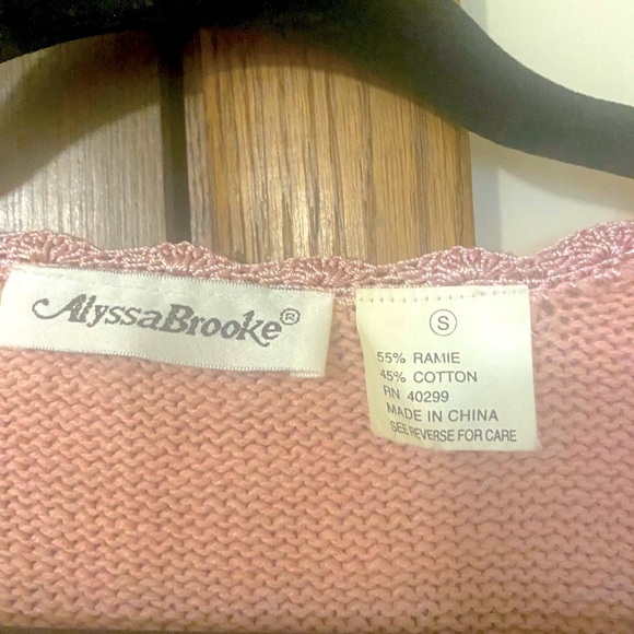 Alyssa Brooke woman’s vintage sweater vest - Picture 5 of 5